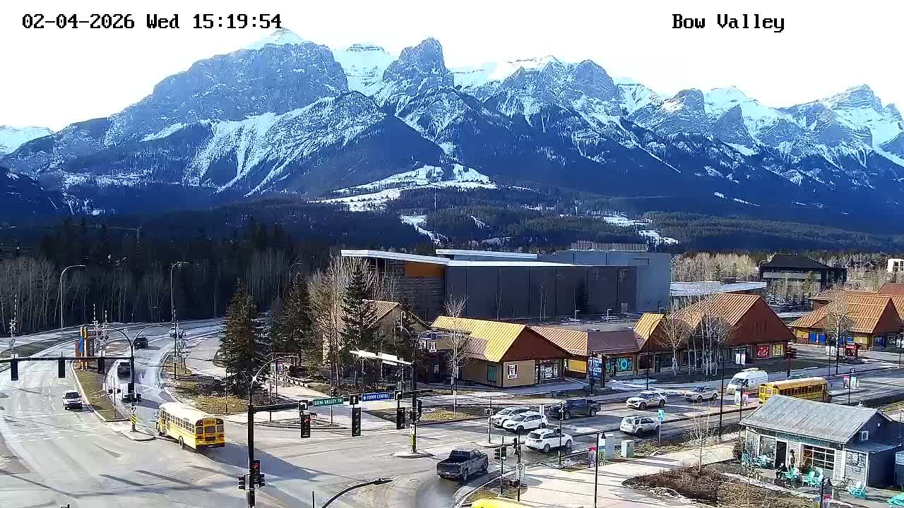 Canmore, Mount Rundle & Bow Valley Junction View Live Cam - Canmore, Alberta's Rockies, Alberta, Canada