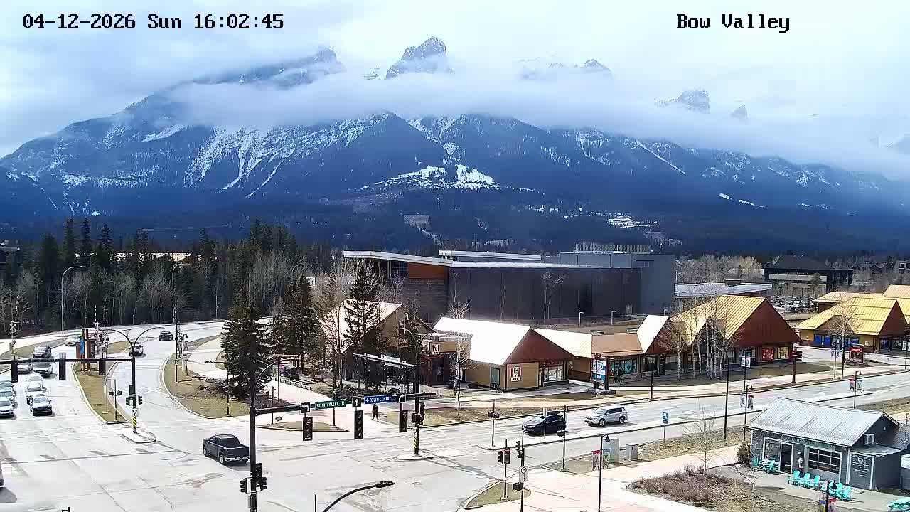 Canmore, Mount Rundle & Bow Valley Junction View Live Cam - Canmore, Alberta's Rockies, Alberta, Canada