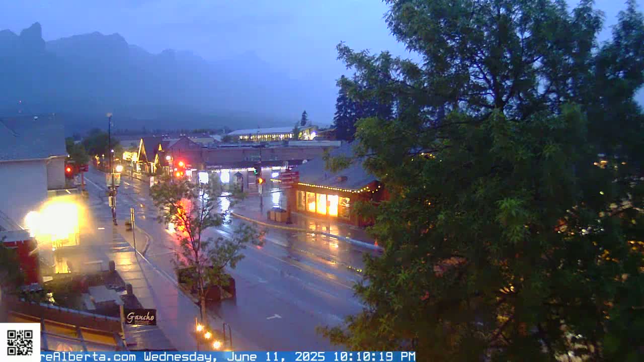 Canmore 6 th Avenue Intersection City Main St. Live Cam - Canmore, Alberta's Rockies, Alberta, Canada