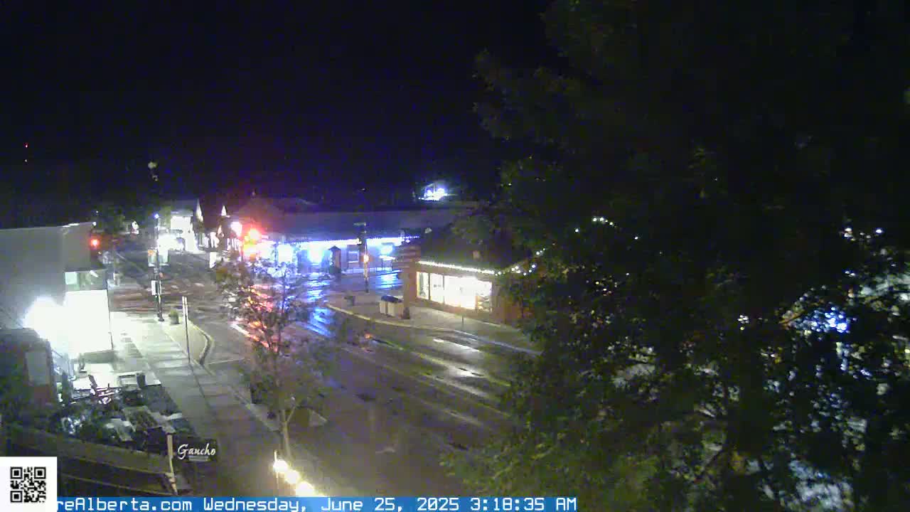 Canmore 6 th Avenue Intersection City Main St. Live Cam - Canmore, Alberta's Rockies, Alberta, Canada