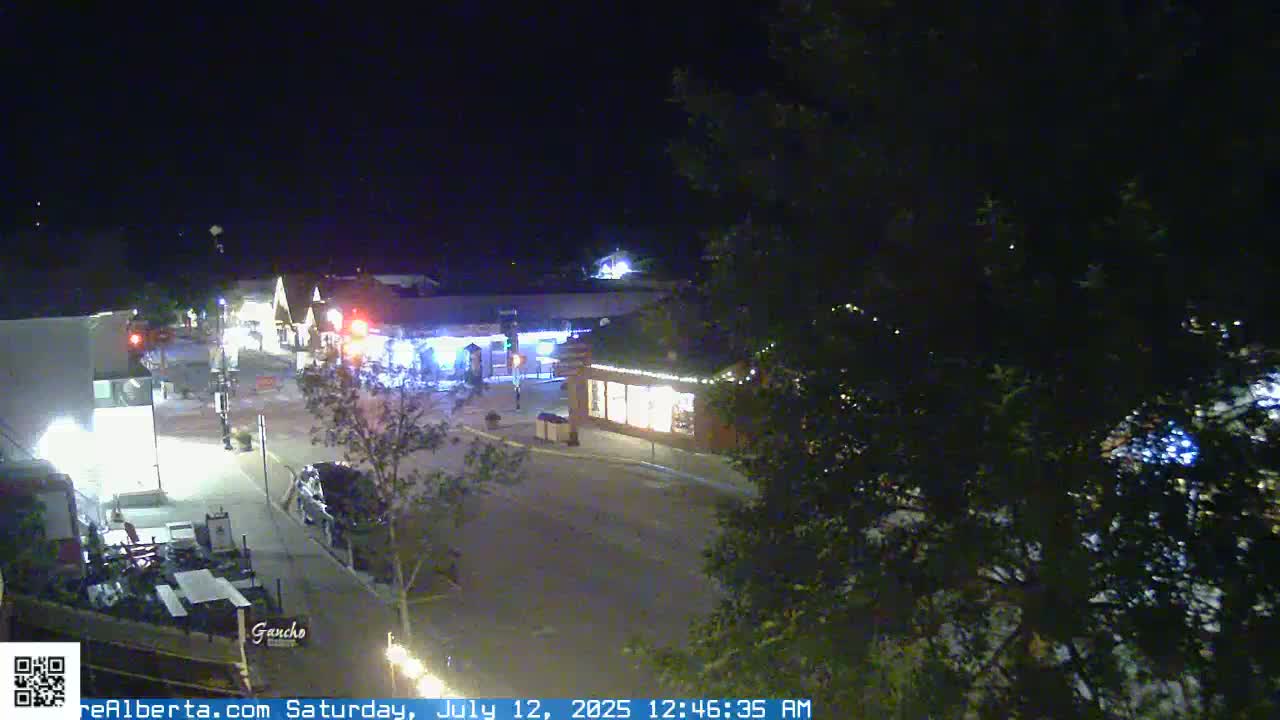 Canmore 6 th Avenue Intersection City Main St. Live Cam - Canmore, Alberta's Rockies, Alberta, Canada