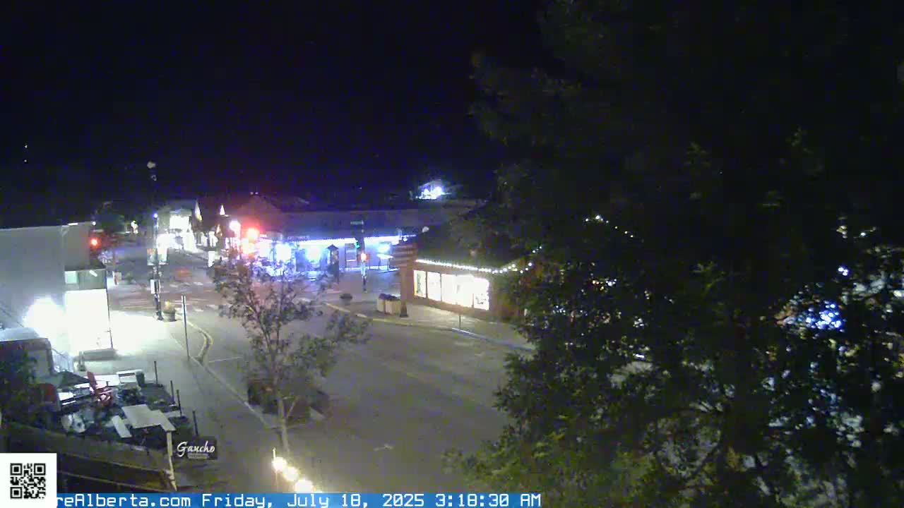 Canmore 6 th Avenue Intersection City Main St. Live Cam - Canmore, Alberta's Rockies, Alberta, Canada