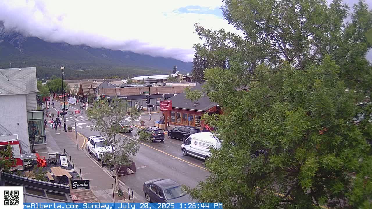 Canmore 6 th Avenue Intersection City Main St. Live Cam - Canmore, Alberta's Rockies, Alberta, Canada