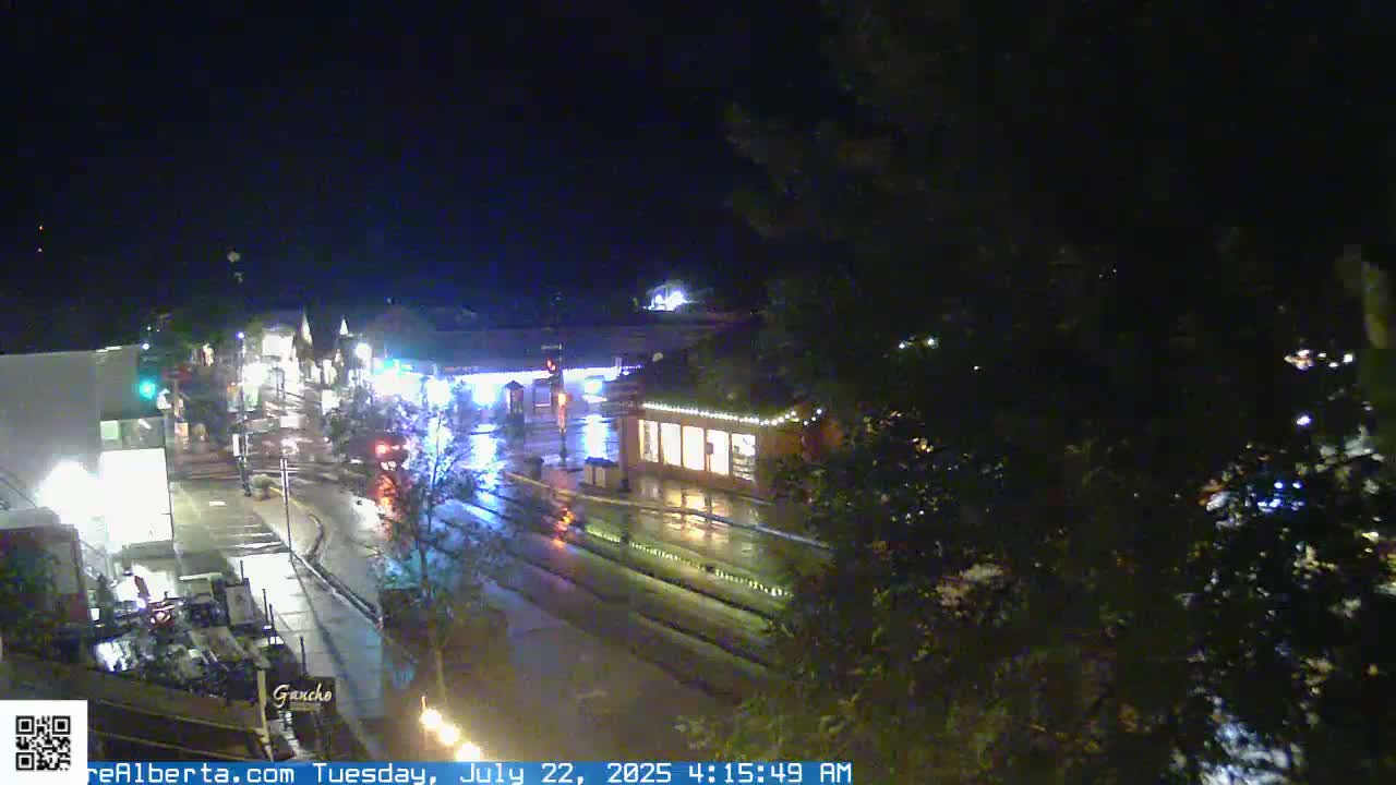 Canmore 6 th Avenue Intersection City Main St. Live Cam - Canmore, Alberta's Rockies, Alberta, Canada