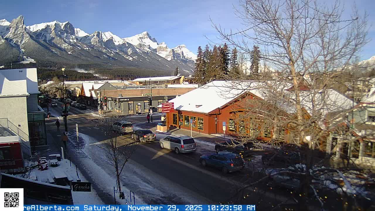 Canmore 6 th Avenue Intersection City Main St. Live Cam - Canmore, Alberta's Rockies, Alberta, Canada