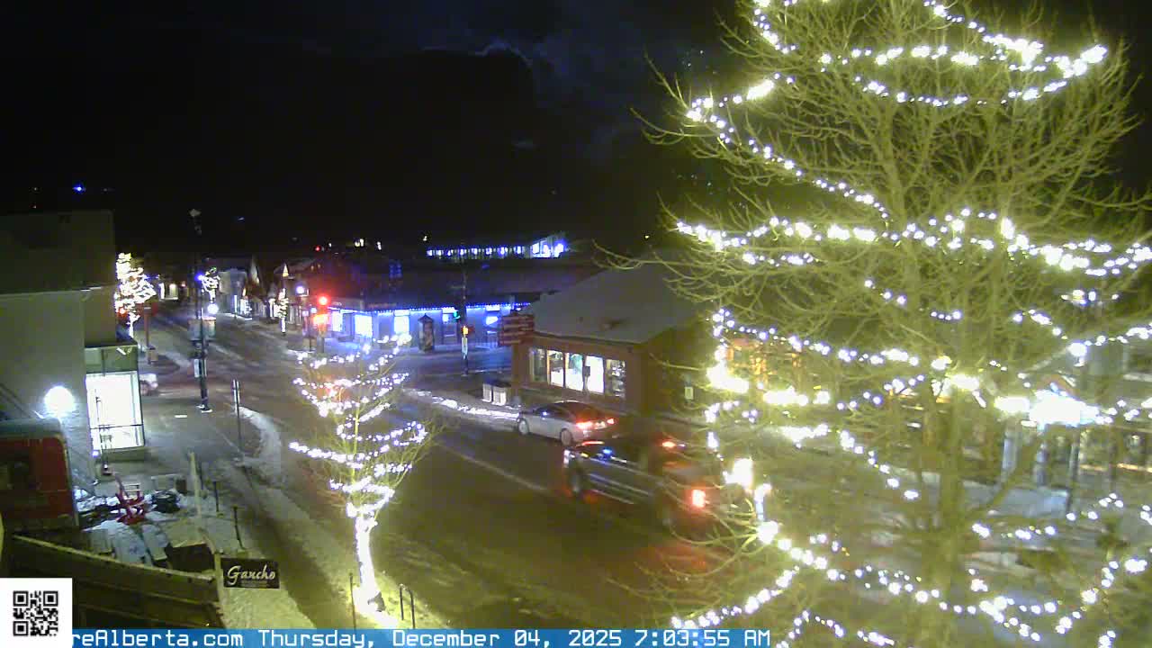 Canmore 6 th Avenue Intersection City Main St. Live Cam - Canmore, Alberta's Rockies, Alberta, Canada