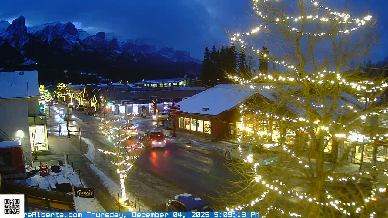 Canmore 6 th Avenue Intersection City Main St. Live Cam - Canmore, Alberta's Rockies, Alberta, Canada