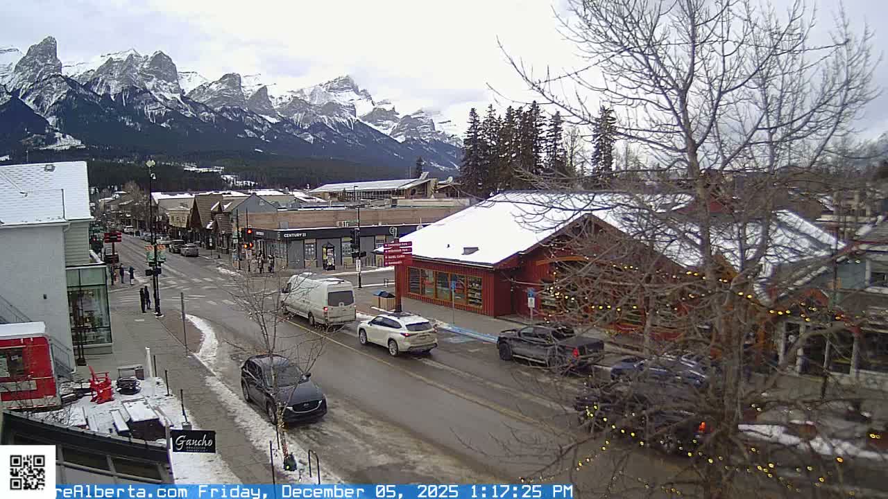 Canmore 6 th Avenue Intersection City Main St. Live Cam - Canmore, Alberta's Rockies, Alberta, Canada