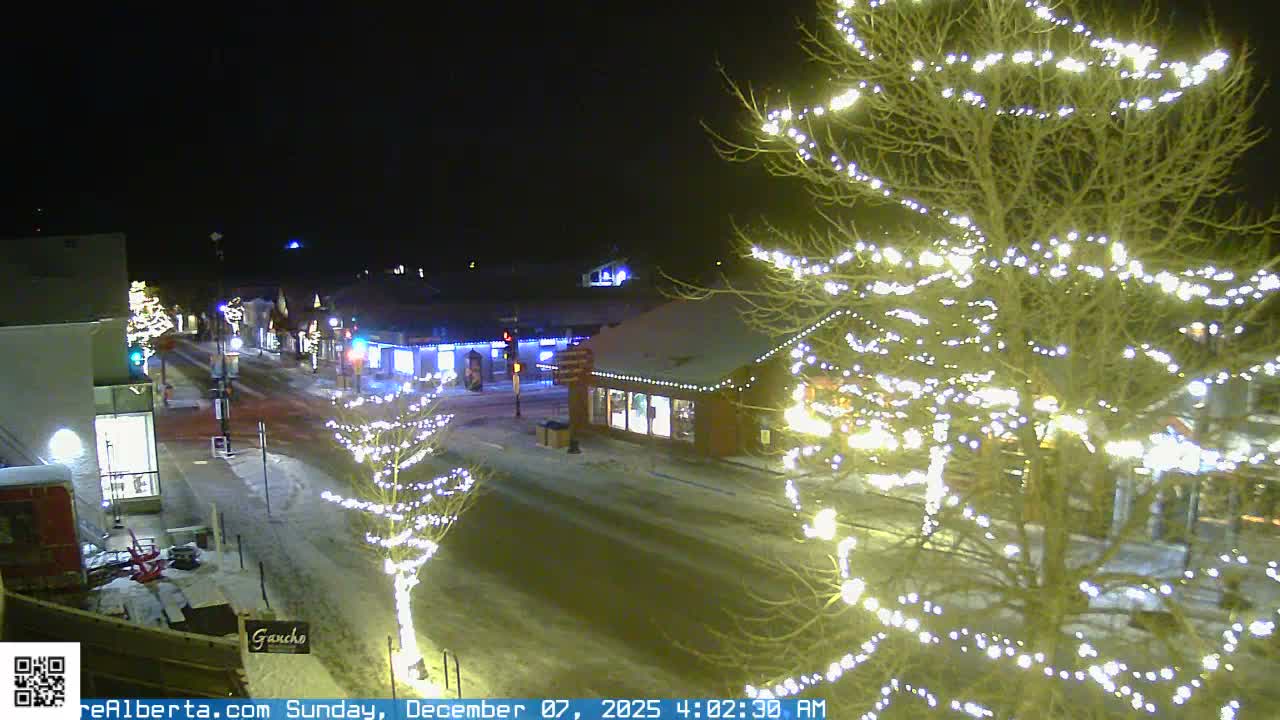 Canmore 6 th Avenue Intersection City Main St. Live Cam - Canmore, Alberta's Rockies, Alberta, Canada