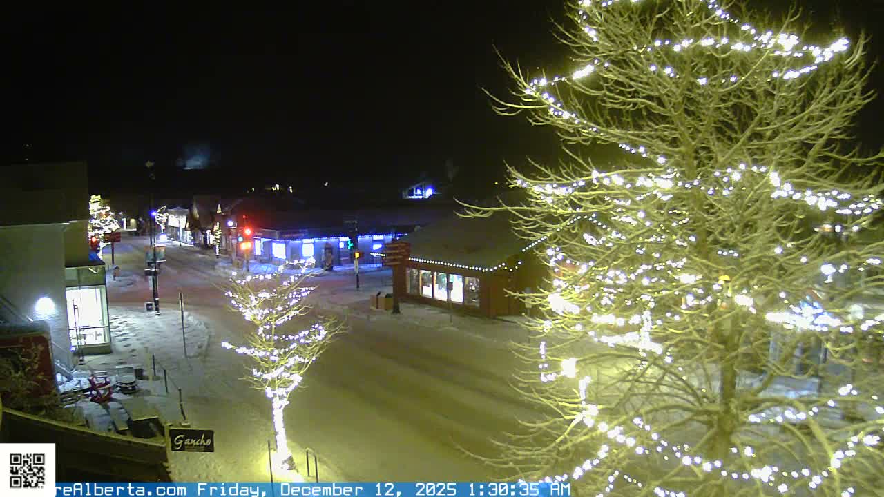 Canmore 6 th Avenue Intersection City Main St. Live Cam - Canmore, Alberta's Rockies, Alberta, Canada