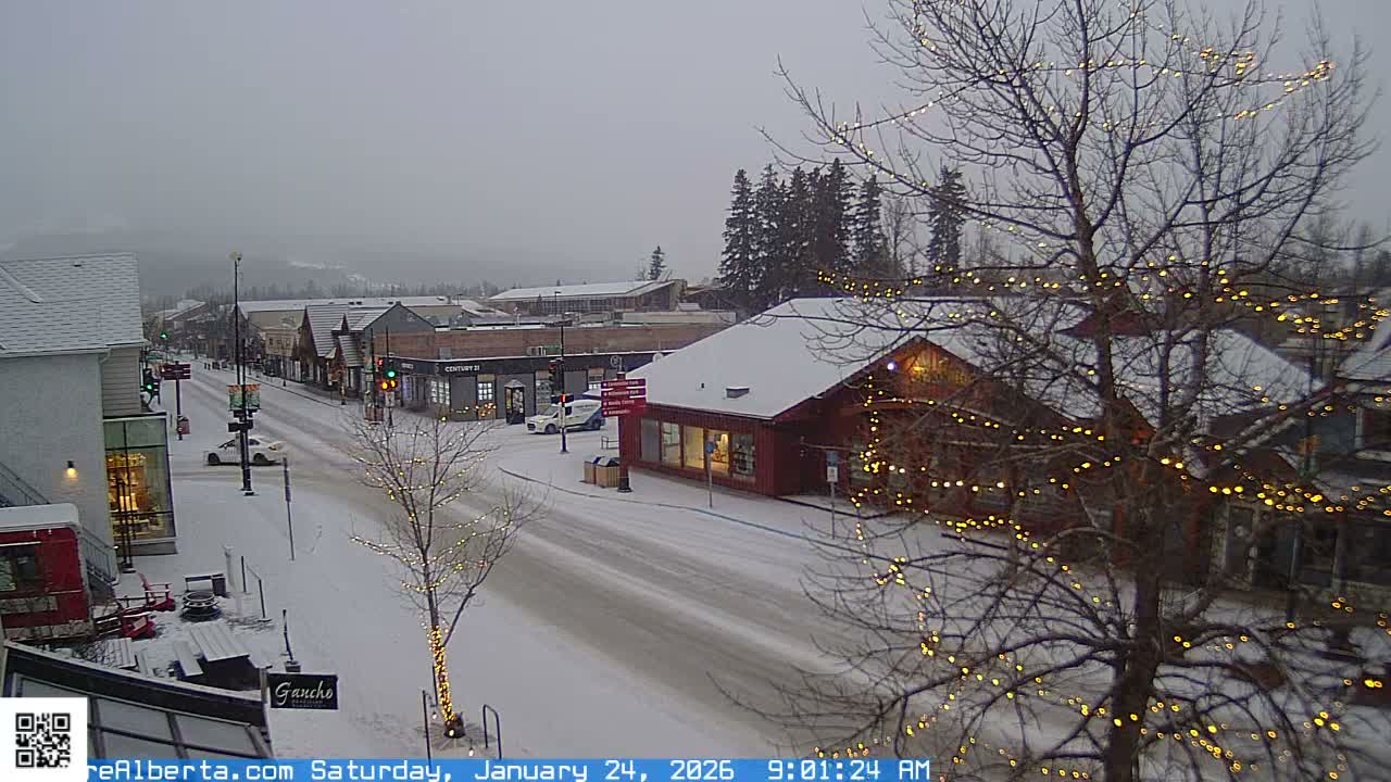 Canmore 6 th Avenue Intersection City Main St. Live Cam - Canmore, Alberta's Rockies, Alberta, Canada