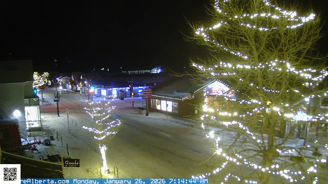 Canmore 6 th Avenue Intersection City Main St. Live Cam - Canmore, Alberta's Rockies, Alberta, Canada