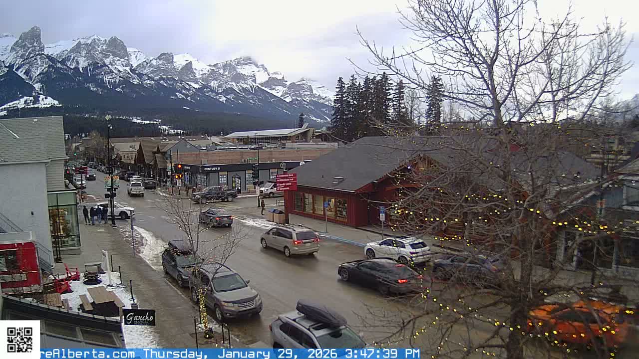 Canmore 6 th Avenue Intersection City Main St. Live Cam - Canmore, Alberta's Rockies, Alberta, Canada