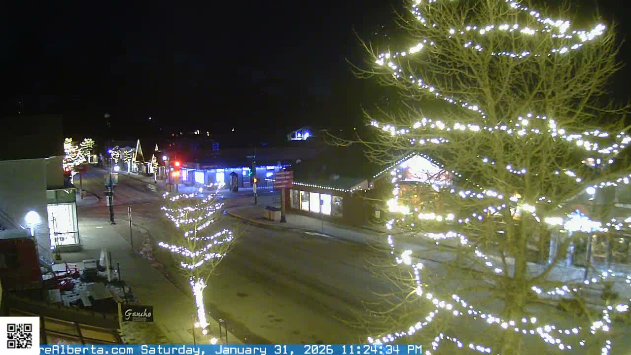 Canmore 6 th Avenue Intersection City Main St. Live Cam - Canmore, Alberta's Rockies, Alberta, Canada