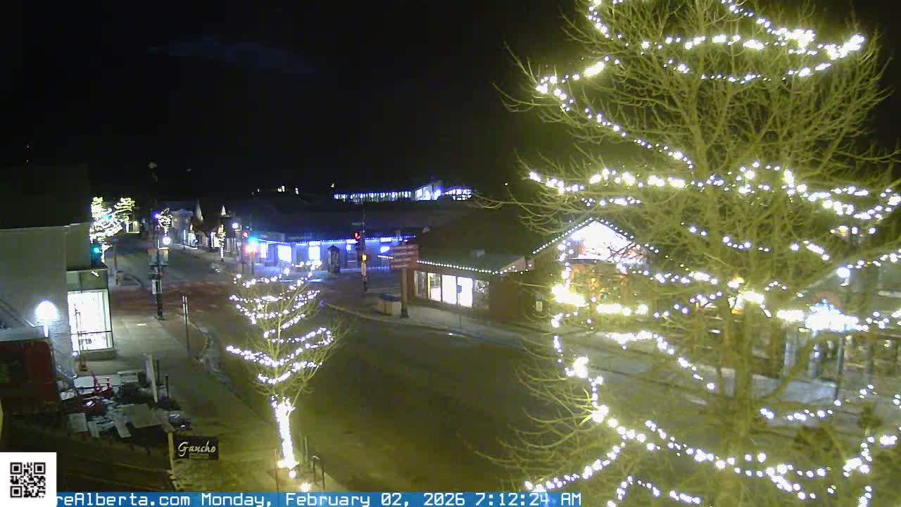 Canmore 6 th Avenue Intersection City Main St. Live Cam - Canmore, Alberta's Rockies, Alberta, Canada