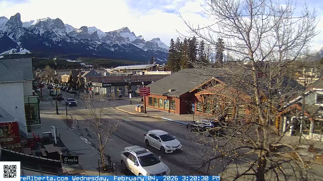 Canmore 6 th Avenue Intersection City Main St. Live Cam - Canmore, Alberta's Rockies, Alberta, Canada