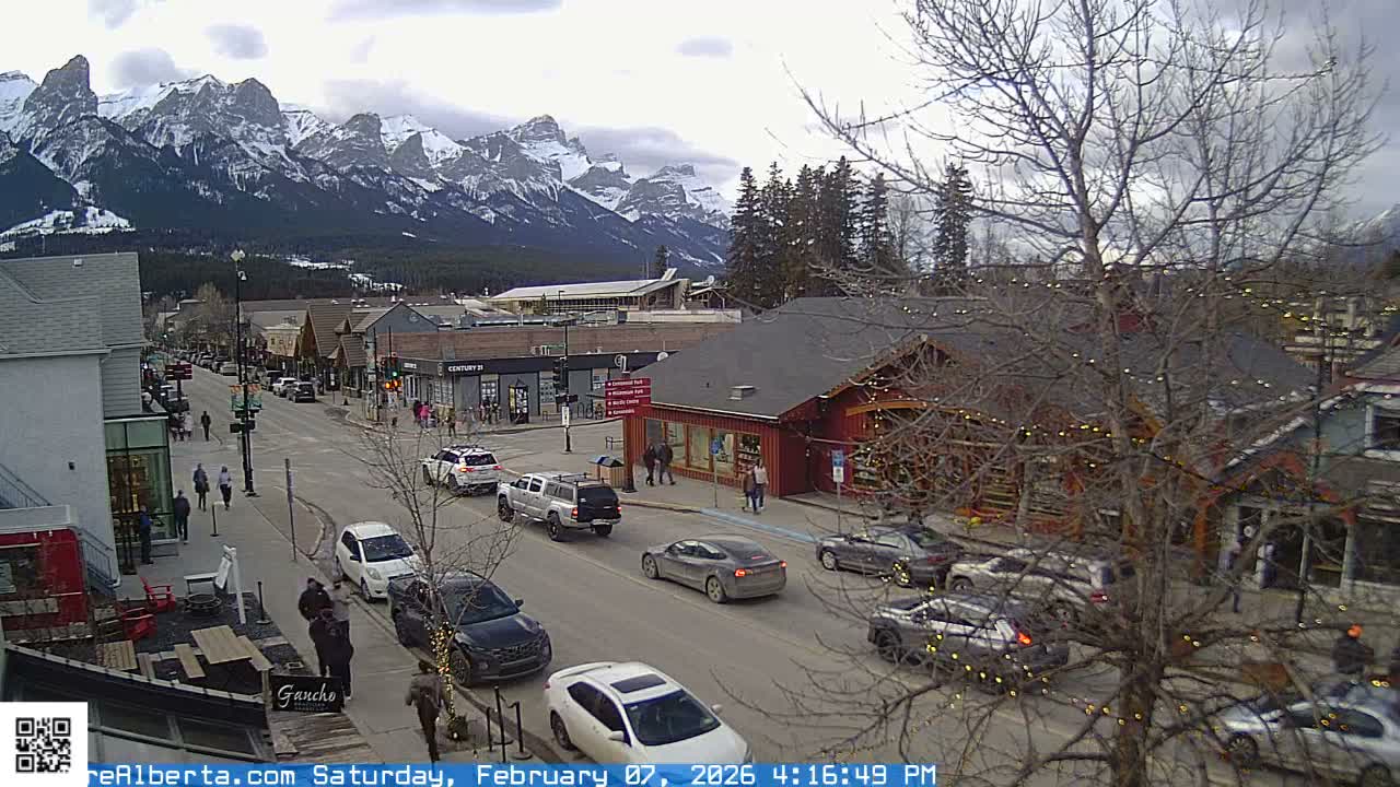 Canmore 6 th Avenue Intersection City Main St. Live Cam - Canmore, Alberta's Rockies, Alberta, Canada