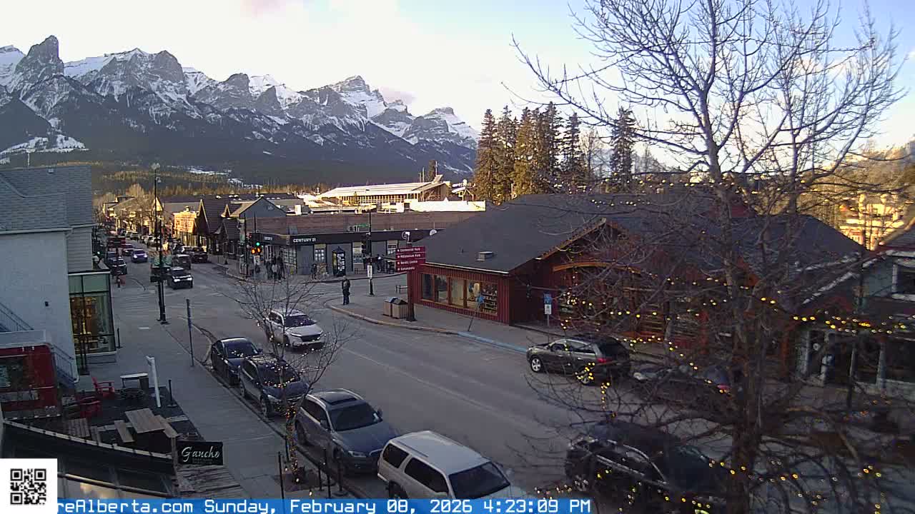 Canmore 6 th Avenue Intersection City Main St. Live Cam - Canmore, Alberta's Rockies, Alberta, Canada