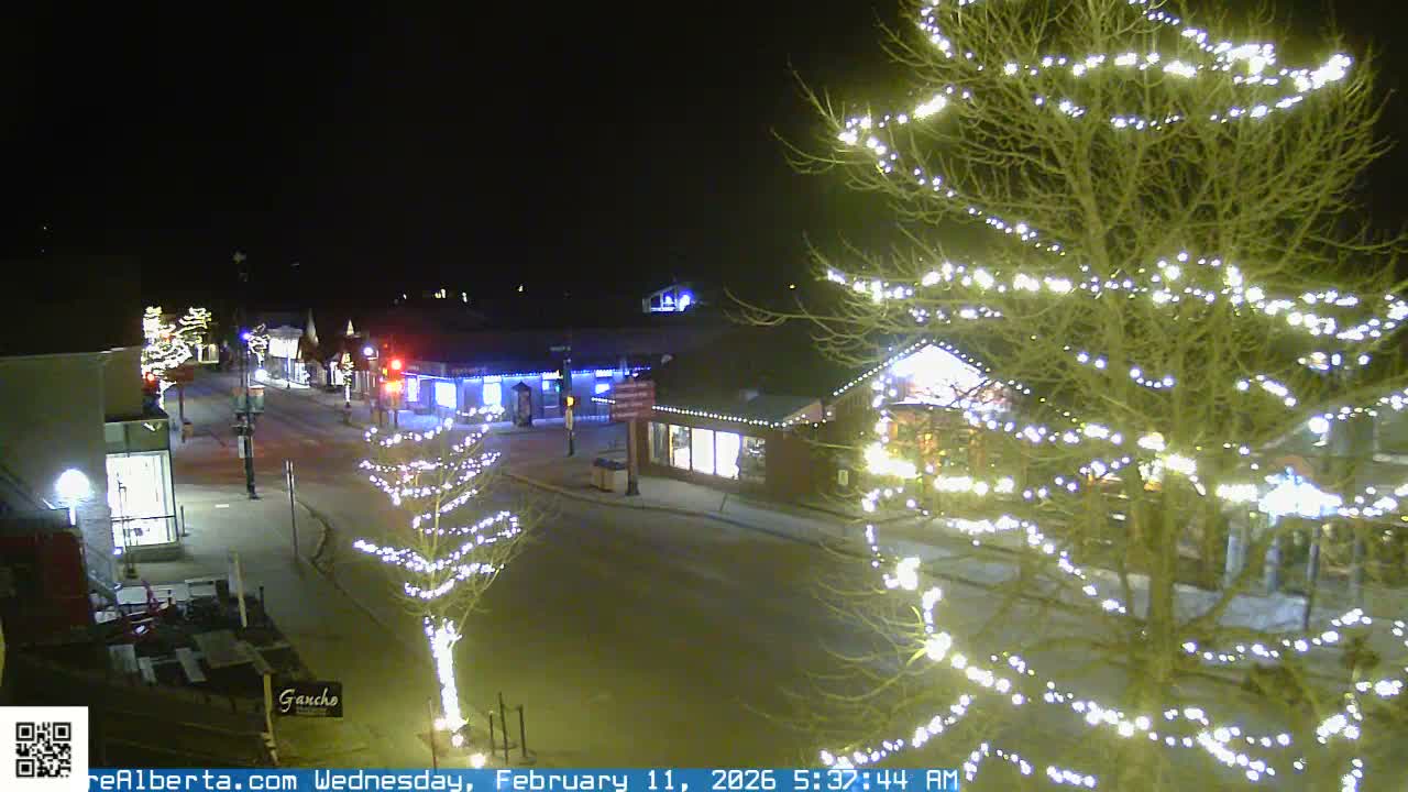 Canmore 6 th Avenue Intersection City Main St. Live Cam - Canmore, Alberta's Rockies, Alberta, Canada