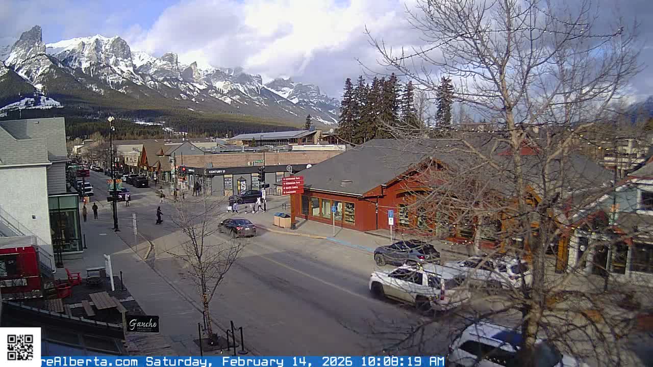 Canmore 6 th Avenue Intersection City Main St. Live Cam - Canmore, Alberta's Rockies, Alberta, Canada