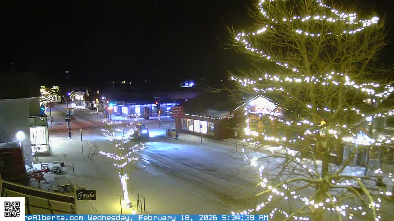 Canmore 6 th Avenue Intersection City Main St. Live Cam - Canmore, Alberta's Rockies, Alberta, Canada