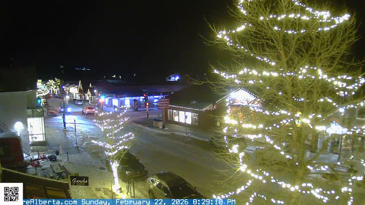 Canmore 6 th Avenue Intersection City Main St. Live Cam - Canmore, Alberta's Rockies, Alberta, Canada