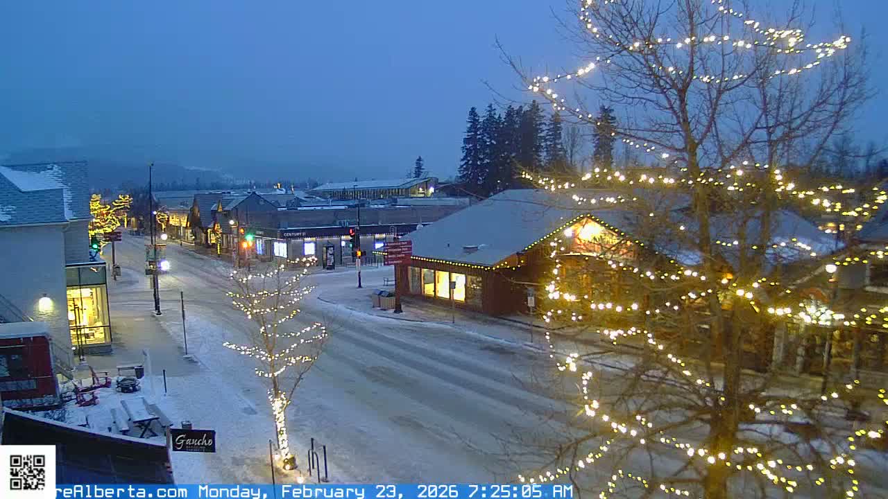 Canmore 6 th Avenue Intersection City Main St. Live Cam - Canmore, Alberta's Rockies, Alberta, Canada