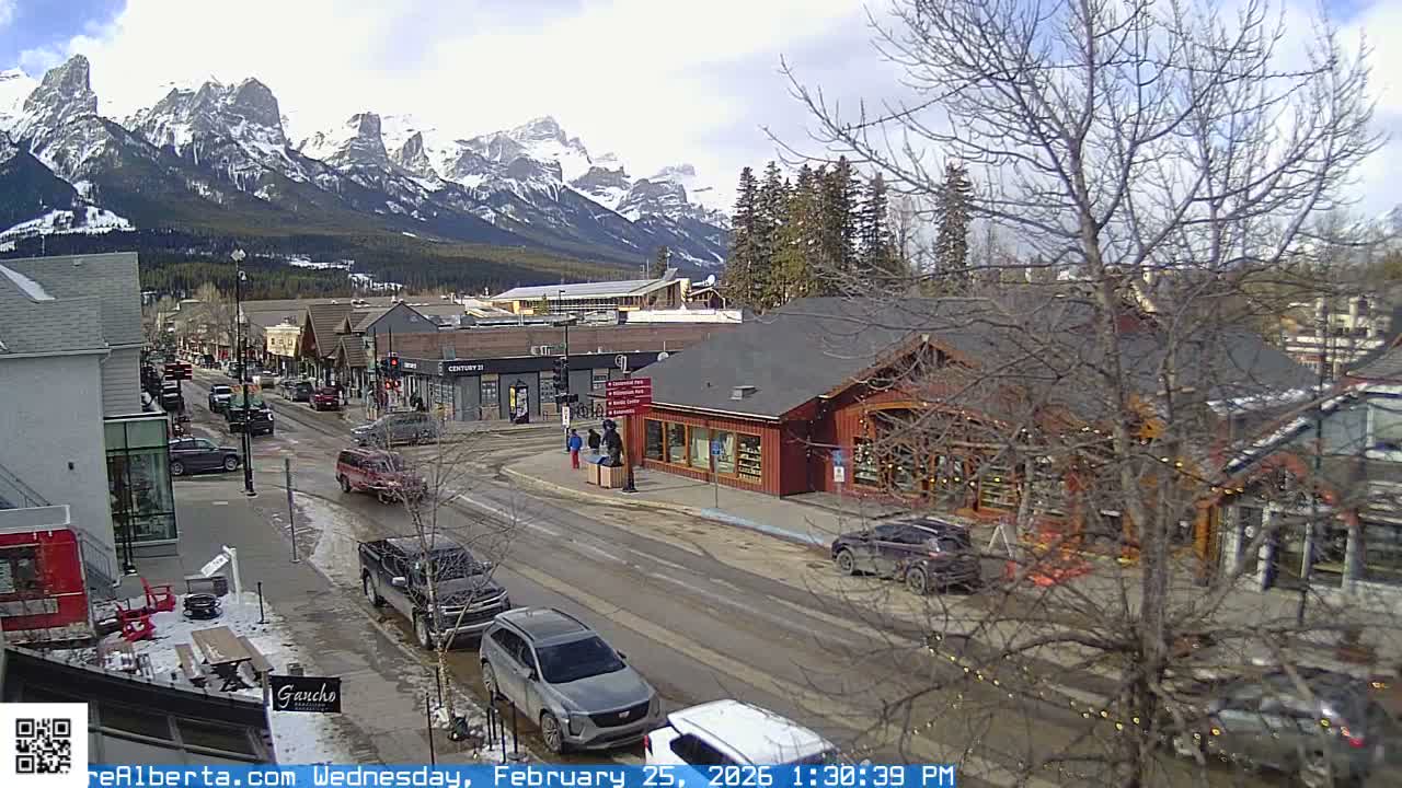 Canmore 6 th Avenue Intersection City Main St. Live Cam - Canmore, Alberta's Rockies, Alberta, Canada