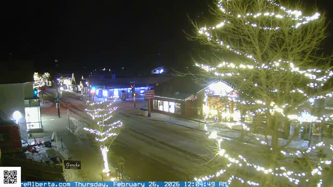 Canmore 6 th Avenue Intersection City Main St. Live Cam - Canmore, Alberta's Rockies, Alberta, Canada