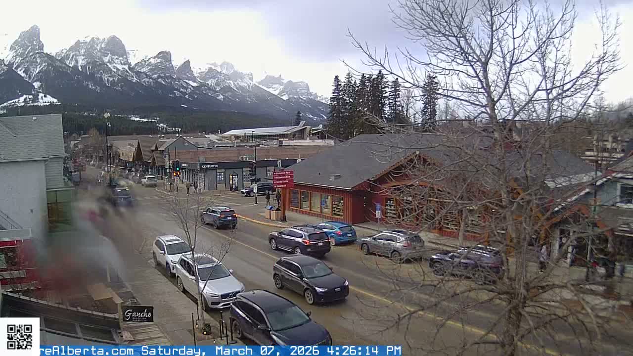 Canmore 6 th Avenue Intersection City Main St. Live Cam - Canmore, Alberta's Rockies, Alberta, Canada
