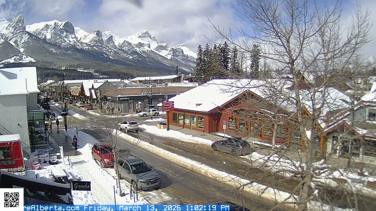 Canmore 6 th Avenue Intersection City Main St. Live Cam - Canmore, Alberta's Rockies, Alberta, Canada