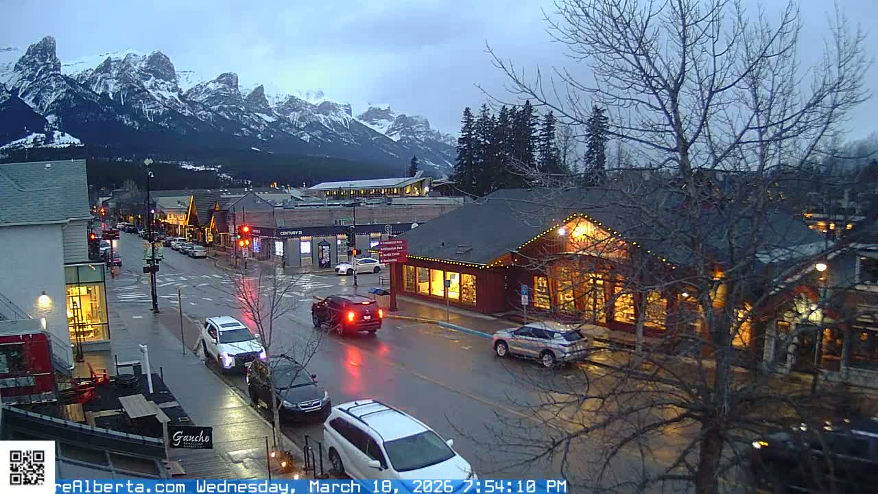 Canmore 6 th Avenue Intersection City Main St. Live Cam - Canmore, Alberta's Rockies, Alberta, Canada