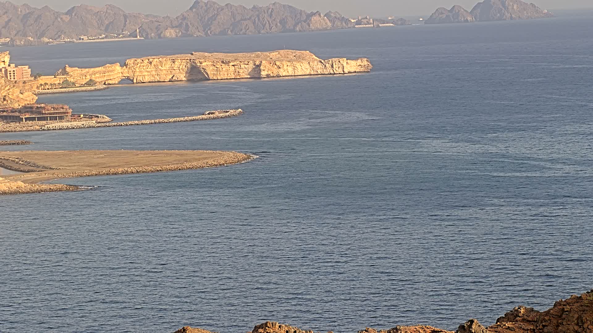 Muscat ( مسقط، عُمان، البحر والخليج من شاطئ ييتي عايدة، مسقط ) Oman Sea & Gulf from Yiti Aida Beach, Muscat Live Cam  - Yiti, Muscat, Oman