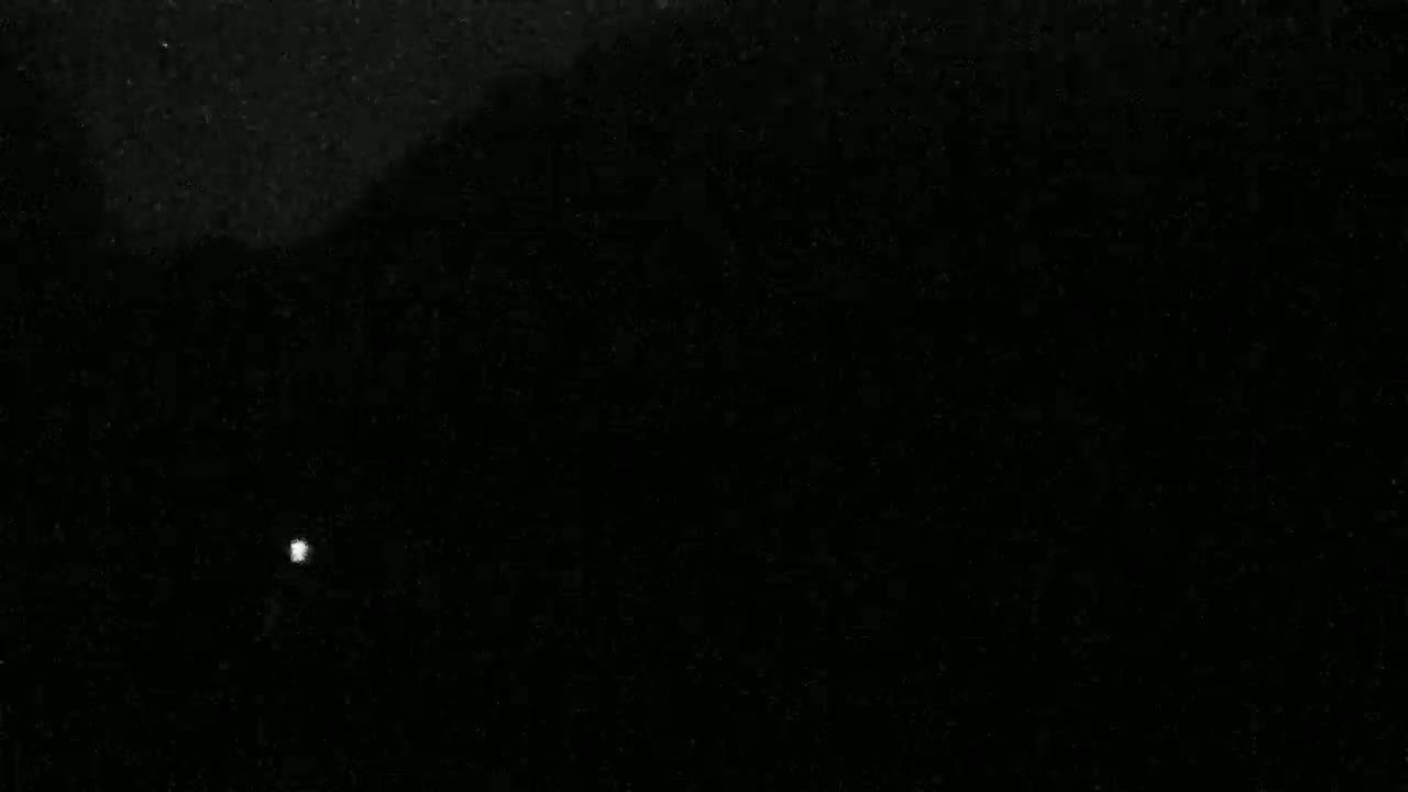 Pelvoux Vallouise Base Area Live Cam - Briancon, Hautes-Alpes, Provence-Alpes-Cote d’Azur, France