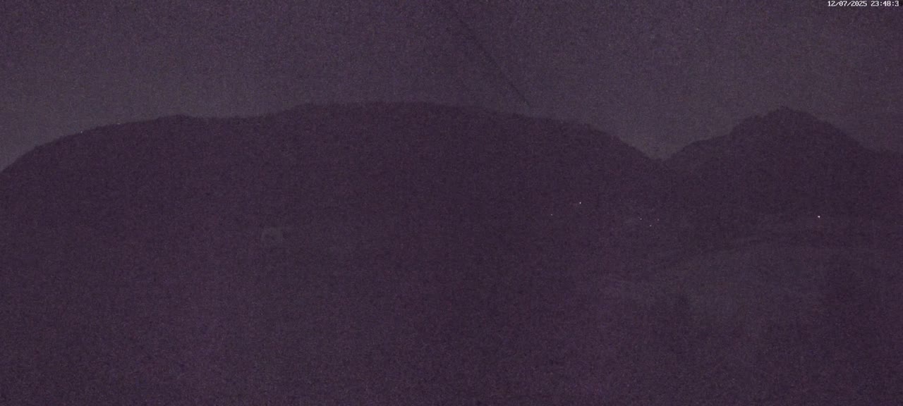 Pelvoux Vallouise Base Area Live Cam - Briancon, Hautes-Alpes, Provence-Alpes-Cote d’Azur, France
