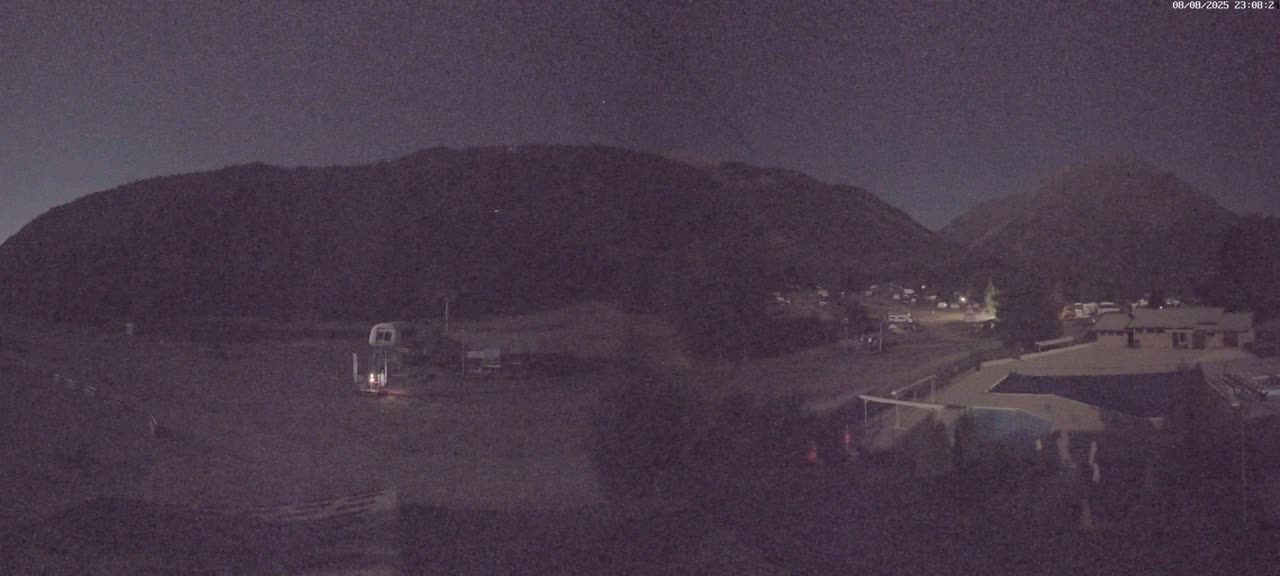 Pelvoux Vallouise Base Area Live Cam - Briancon, Hautes-Alpes, Provence-Alpes-Cote d’Azur, France