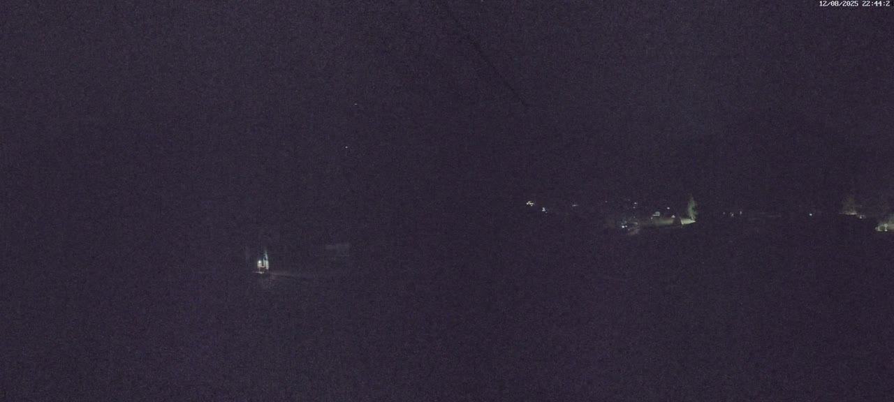 Pelvoux Vallouise Base Area Live Cam - Briancon, Hautes-Alpes, Provence-Alpes-Cote d’Azur, France