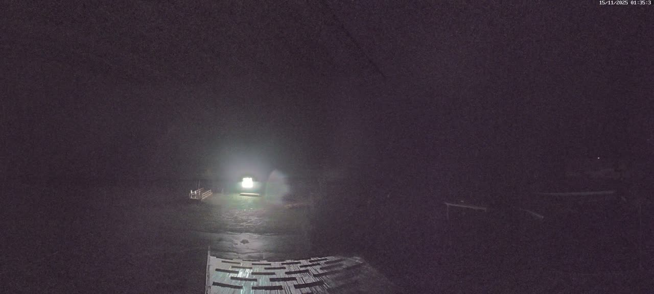 Pelvoux Vallouise Base Area Live Cam - Briancon, Hautes-Alpes, Provence-Alpes-Cote d’Azur, France