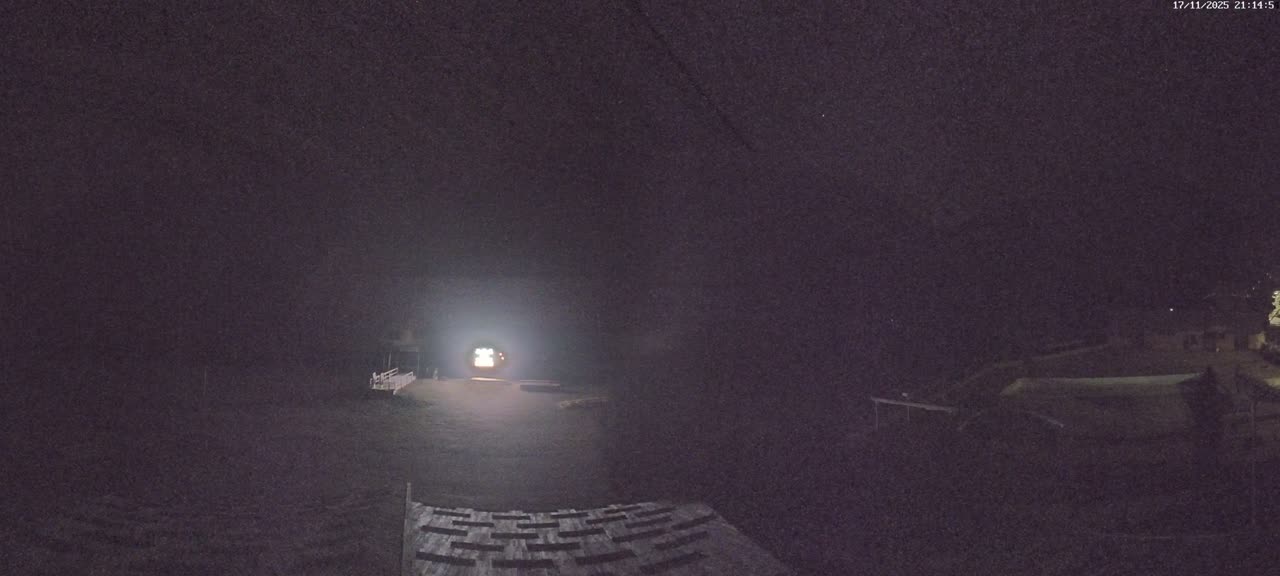 Pelvoux Vallouise Base Area Live Cam - Briancon, Hautes-Alpes, Provence-Alpes-Cote d’Azur, France