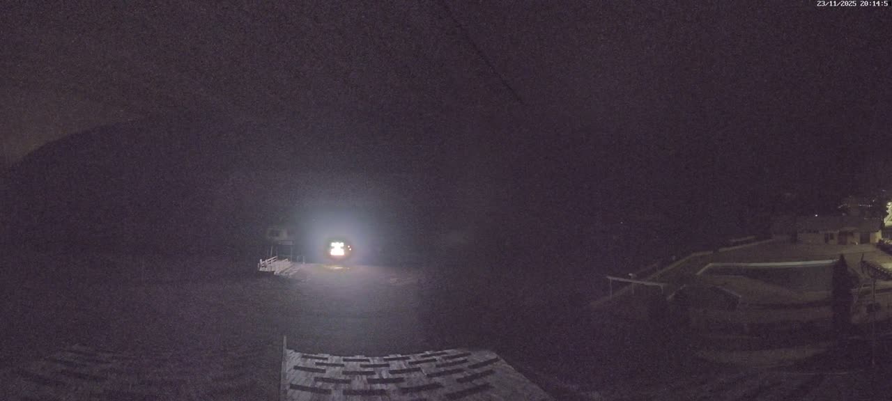 Pelvoux Vallouise Base Area Live Cam - Briancon, Hautes-Alpes, Provence-Alpes-Cote d’Azur, France