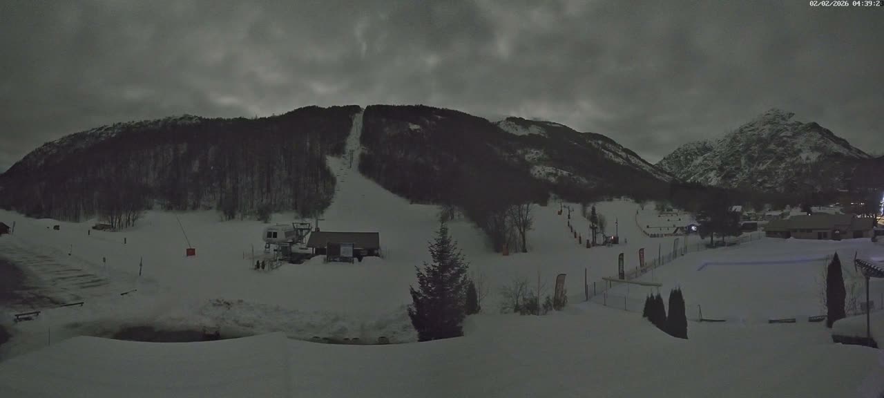 Pelvoux Vallouise Base Area Live Cam - Briancon, Hautes-Alpes, Provence-Alpes-Cote d’Azur, France