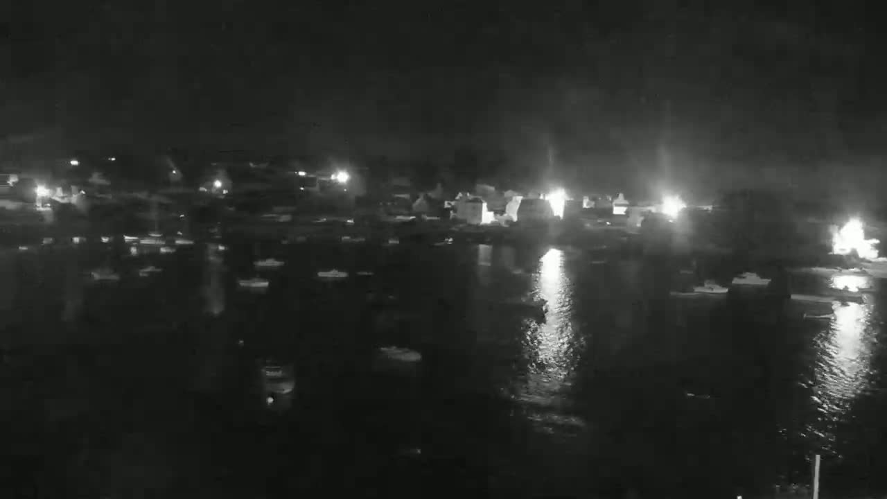 Ploubazlanec, Loguivy Village & Coast Live Cam - Guingamp, Côtes-d'Armor, 	Bretagne, France