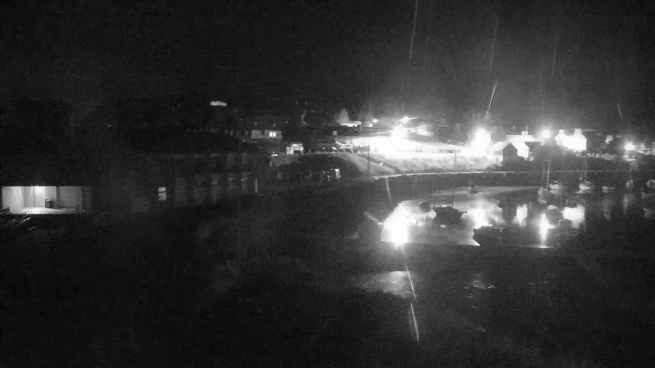 Ploubazlanec, Loguivy Village & Coast Live Cam - Guingamp, Côtes-d'Armor, 	Bretagne, France