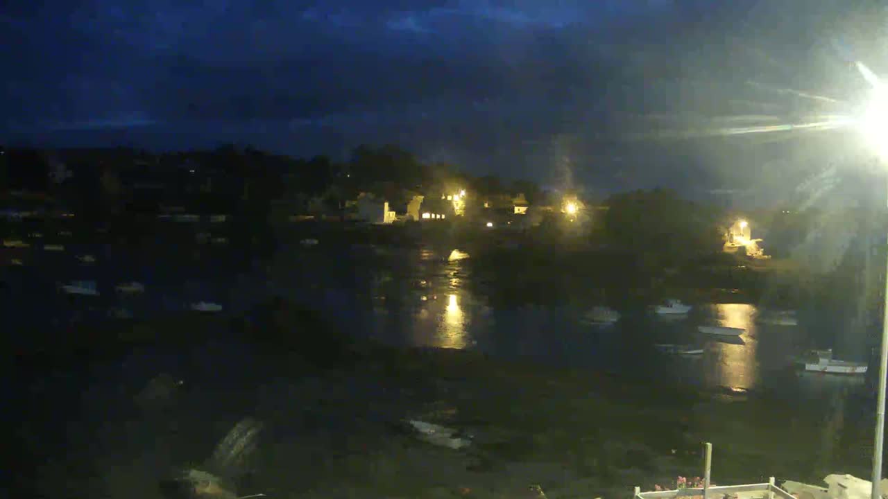 Ploubazlanec, Loguivy Village & Coast Live Cam - Guingamp, Côtes-d'Armor, 	Bretagne, France