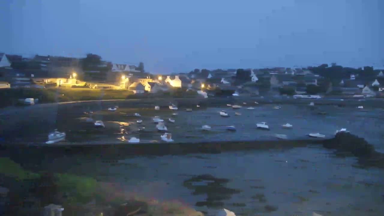 Ploubazlanec, Loguivy Village & Coast Live Cam - Guingamp, Côtes-d'Armor, 	Bretagne, France