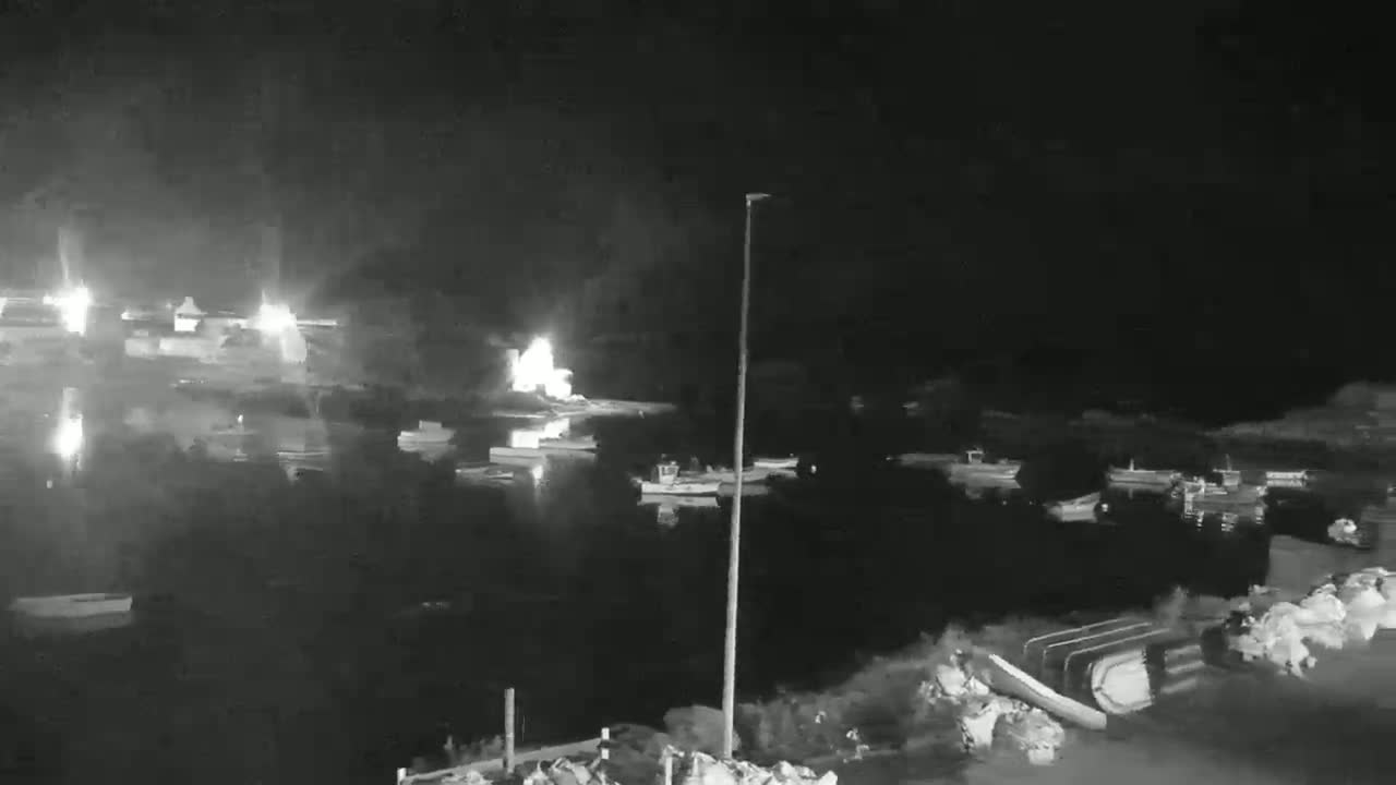 Ploubazlanec, Loguivy Village & Coast Live Cam - Guingamp, Côtes-d'Armor, 	Bretagne, France