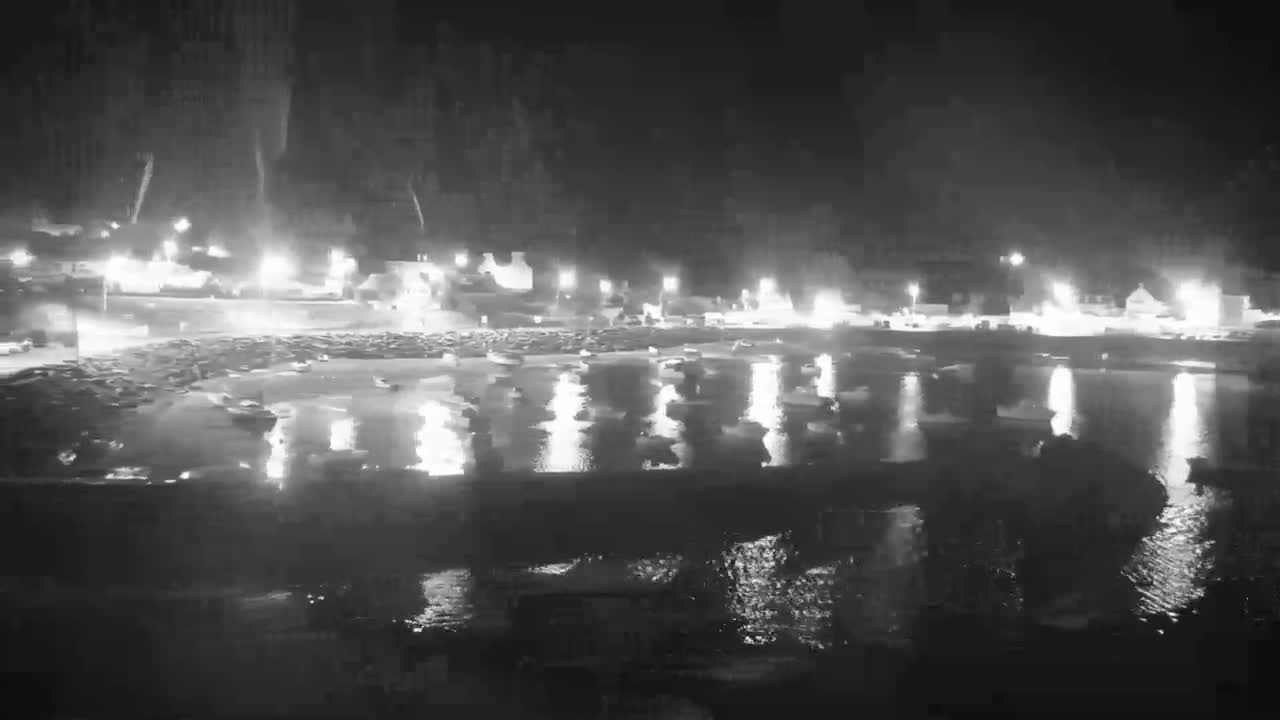Ploubazlanec, Loguivy Village & Coast Live Cam - Guingamp, Côtes-d'Armor, 	Bretagne, France