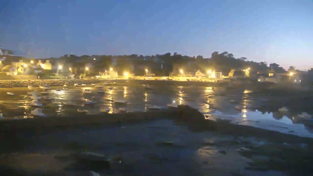 Ploubazlanec, Loguivy Village & Coast Live Cam - Guingamp, Côtes-d'Armor, 	Bretagne, France