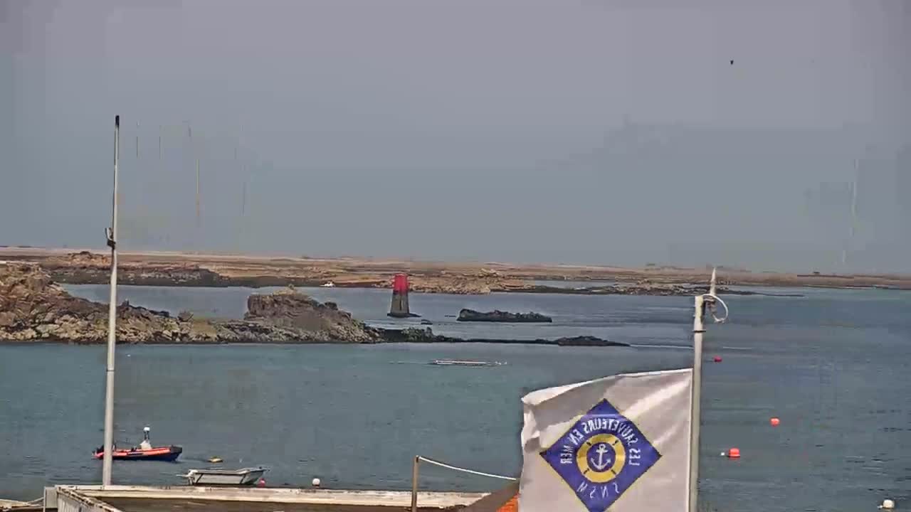 Ploubazlanec, Loguivy Village & Coast Live Cam - Guingamp, Côtes-d'Armor, 	Bretagne, France