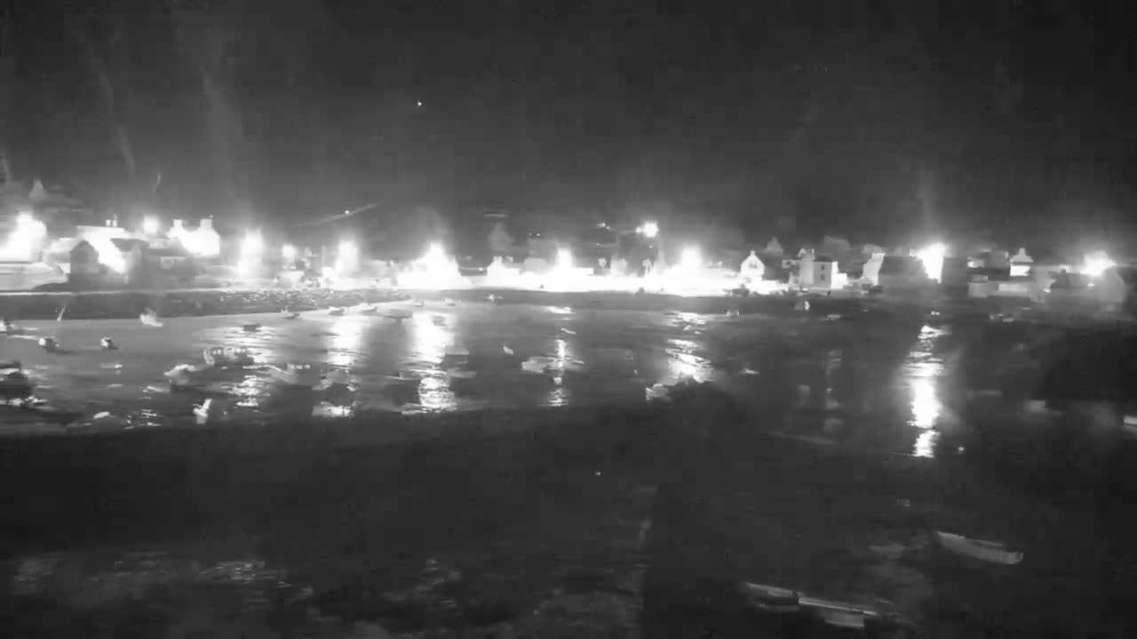 Ploubazlanec, Loguivy Village & Coast Live Cam - Guingamp, Côtes-d'Armor, 	Bretagne, France